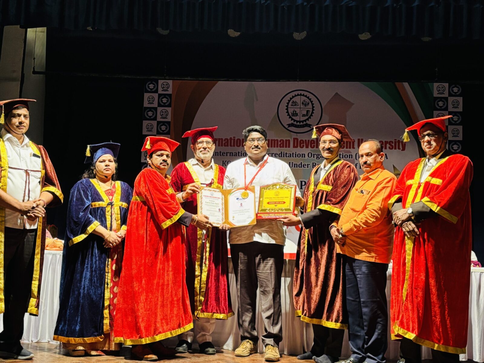 Dr.Ravindra Borade_best ayurvedic doctor in pune