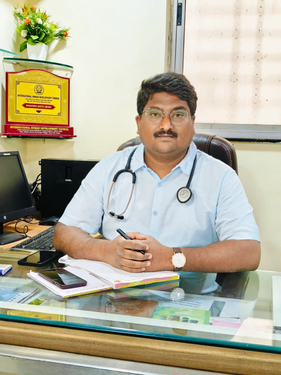 Best ayurvedic doctor in pune_Dr.Ravindra Borade_Maha ayurvedic